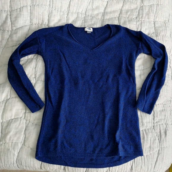 Old Navy blue and black knit sweater - Picture 1 of 5